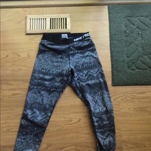 Nike pro leggings